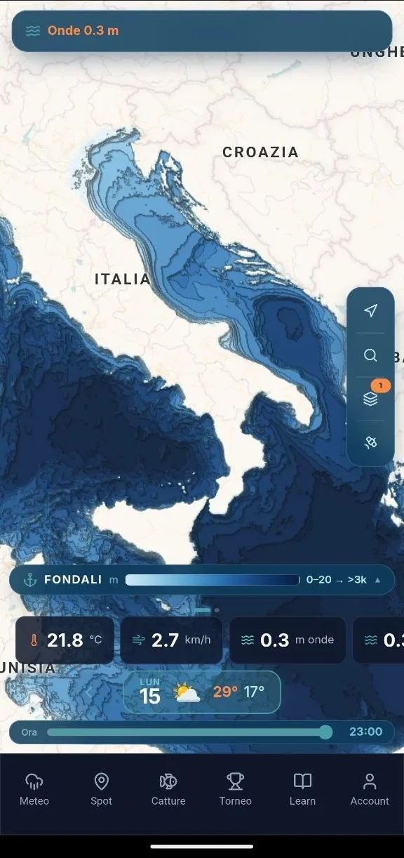 Schermata dell'app CUP8: mappa interattiva dei fondali del Mediterraneo con onde, temperatura e meteo marino
