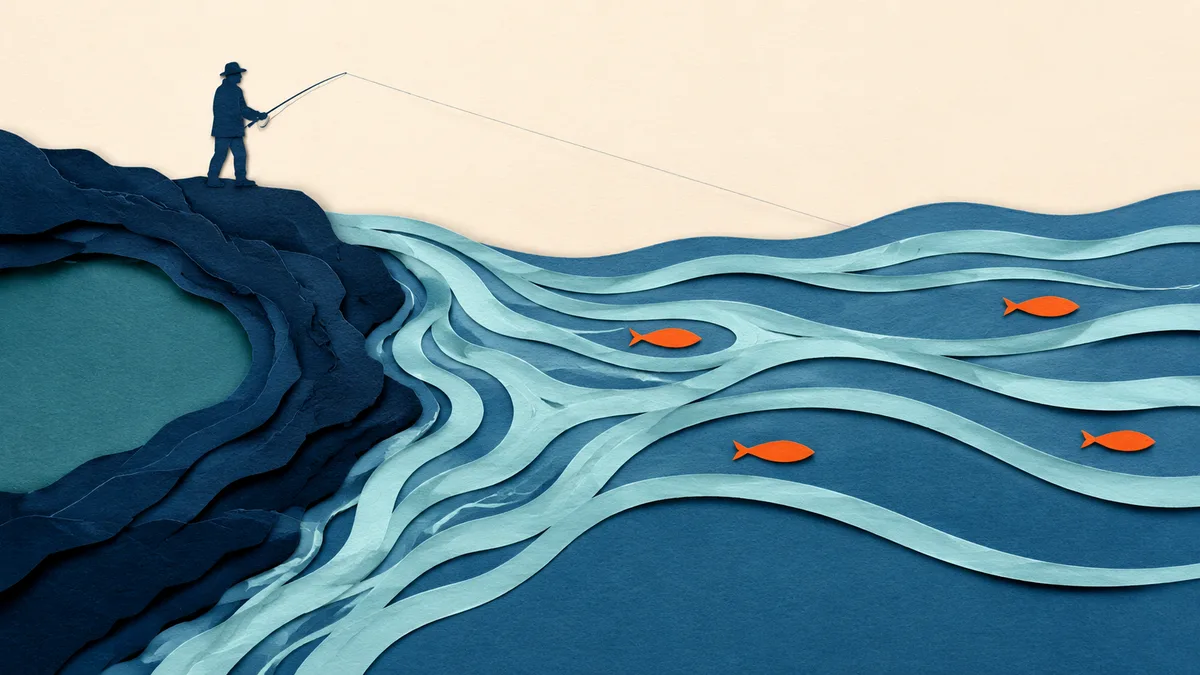 Illustrazione papercut di un pescatore di carta su scogli scuri che lancia verso l'acqua in movimento con pesci arancioni, mentre dietro le rocce resta una pozza ferma e vuota